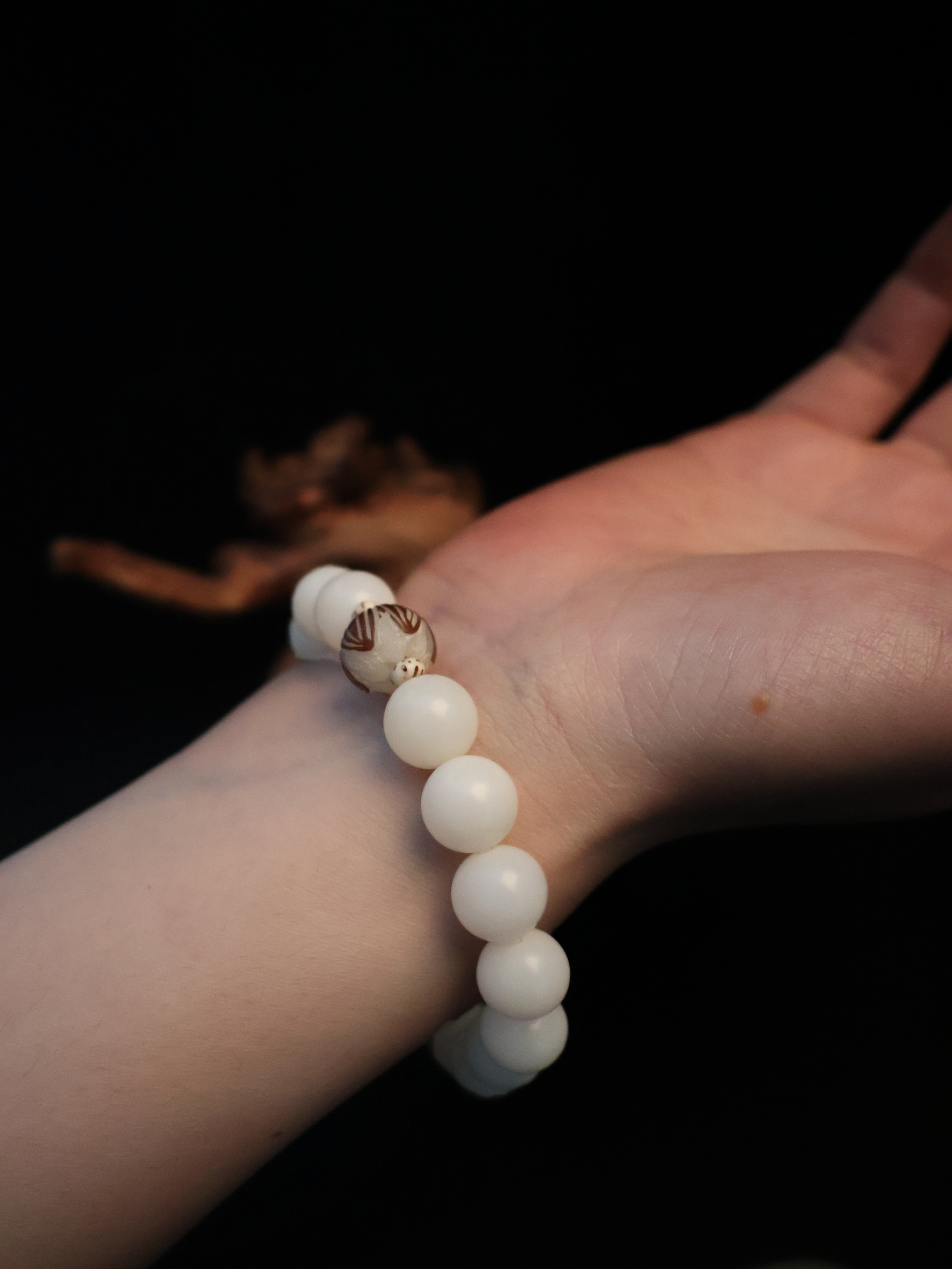 Lotus Serenity White Bodhi Meditation Bracelet