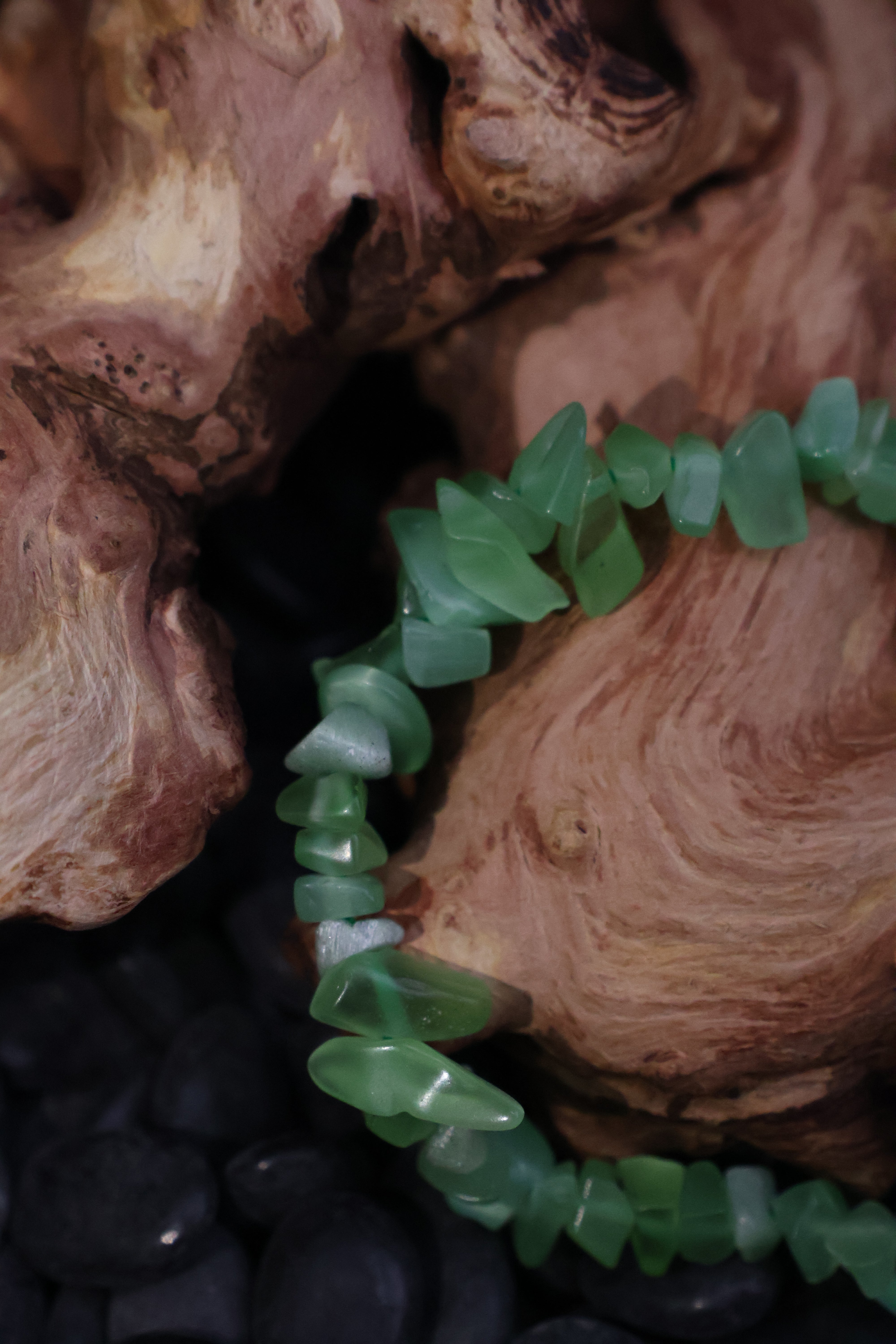 Tibetan Wealth-Guardian Green Cat's Eye Raw Bracelet(adjustable)