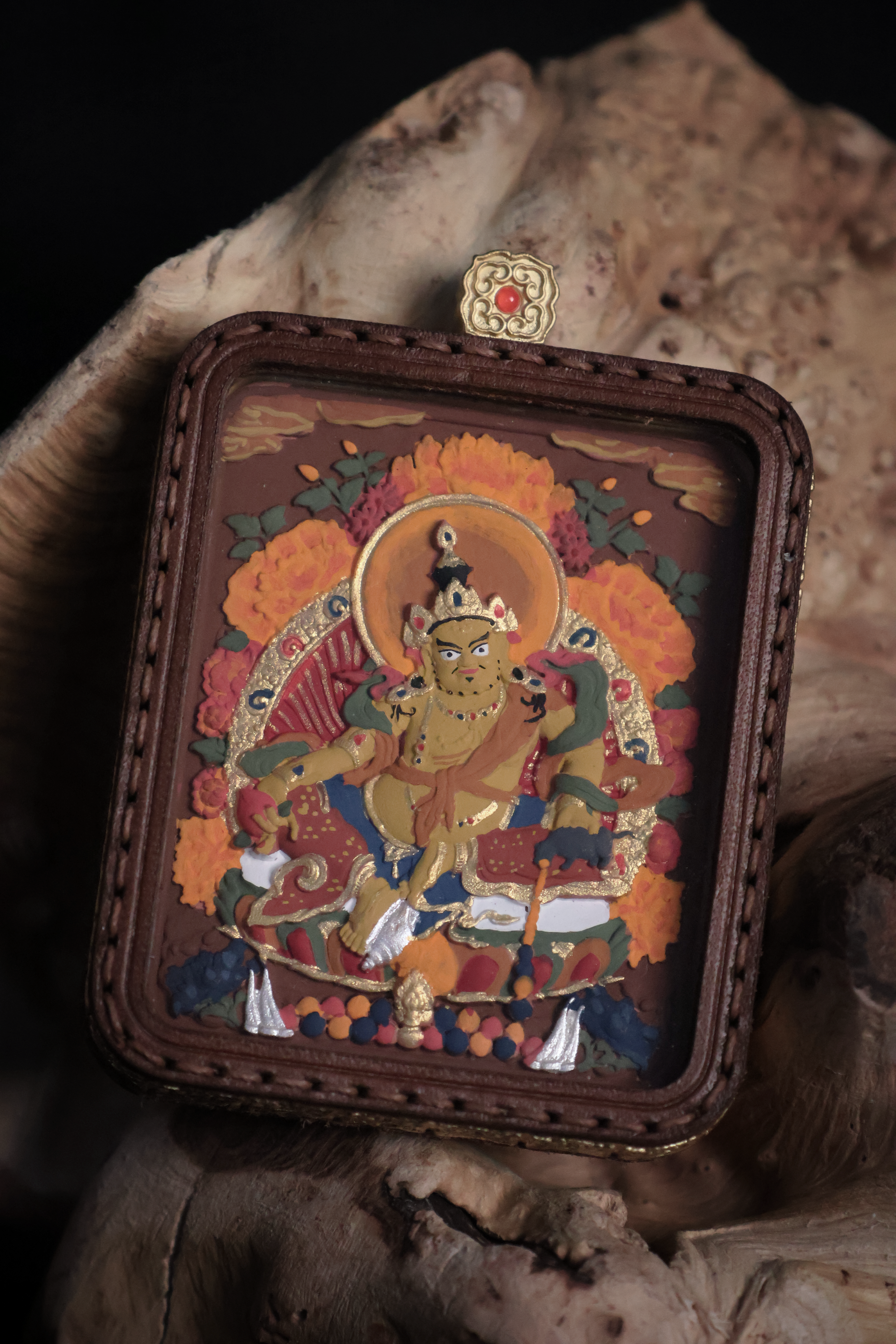 Tibetan Handmade Tibetan Yak Leather Wealth Buddha Thangka Wealth Pendant