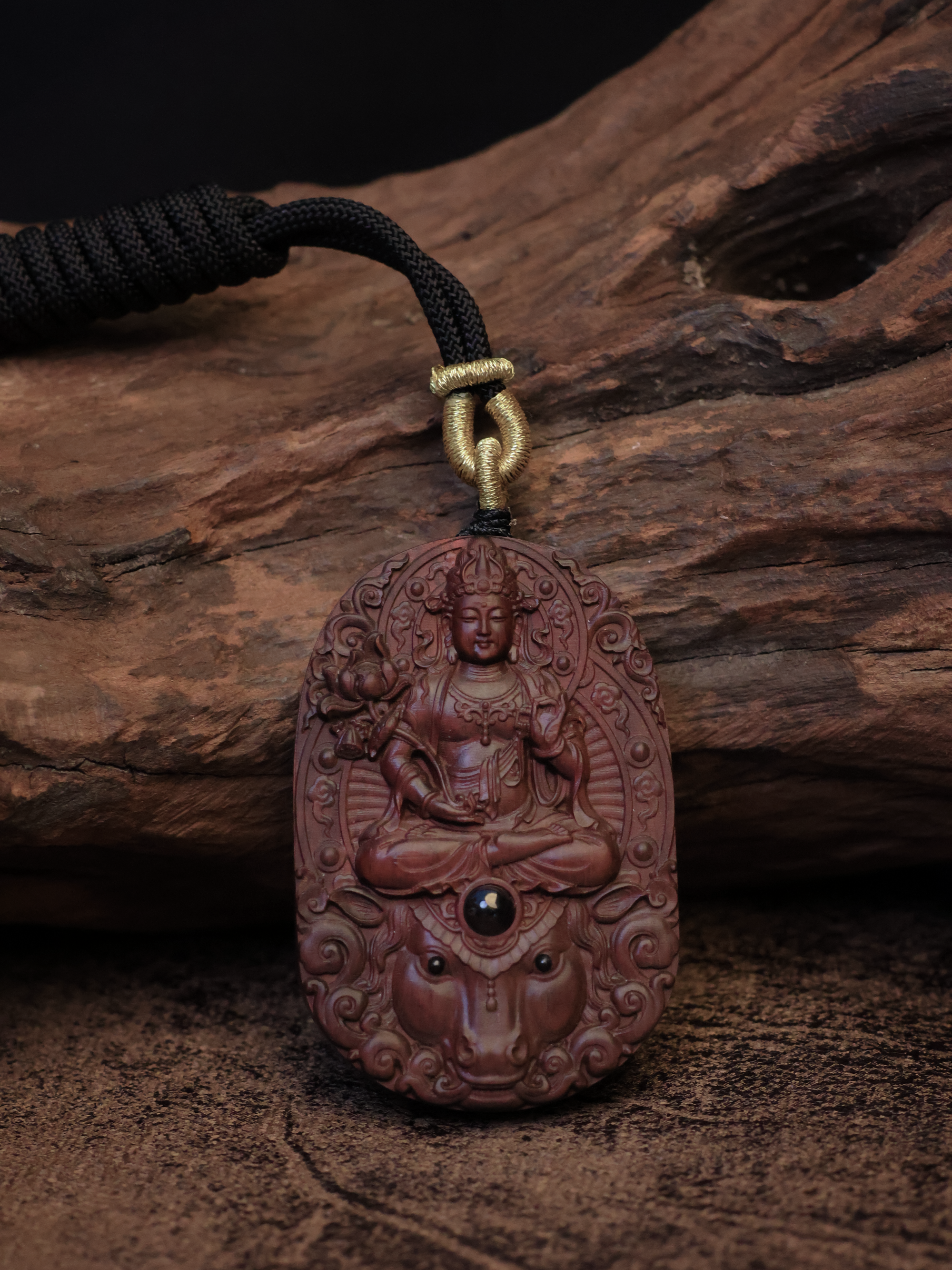 Tibetan Rosewood Divine Light of Great Strength Bodhisattva Amulet (Horse Design)
